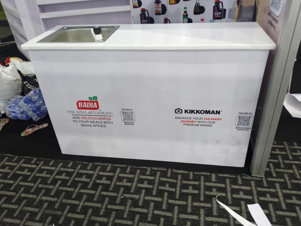 Badia spices retail product display